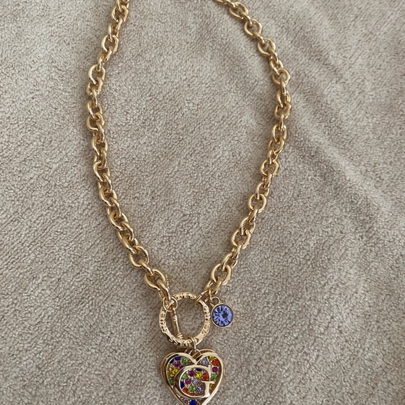 Guess Necklaces - Picture 2 of 4